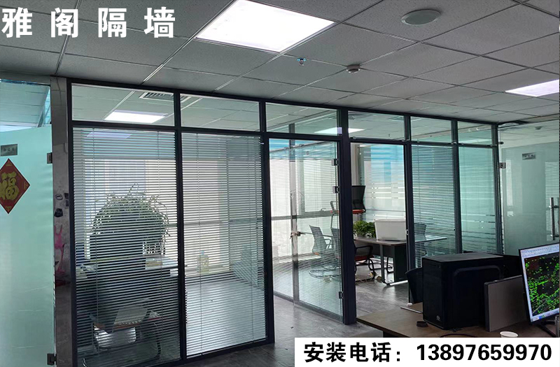 西寧海湖新區(qū)萬達45樓完工！